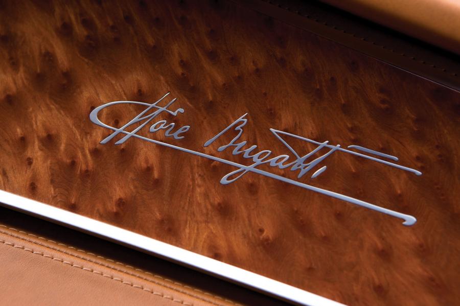 Детали интерьера Bugatti 16C Galibier Concept 2009 года  (фото 29 из 39)